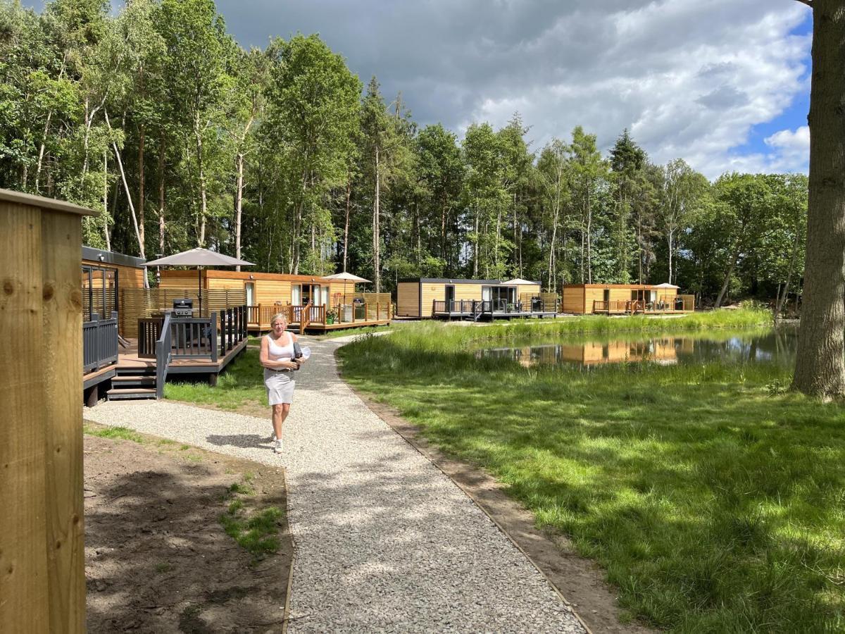 Oak Boutique Lodge Includes Hot Tub Air Con & Dog York Exterior photo
